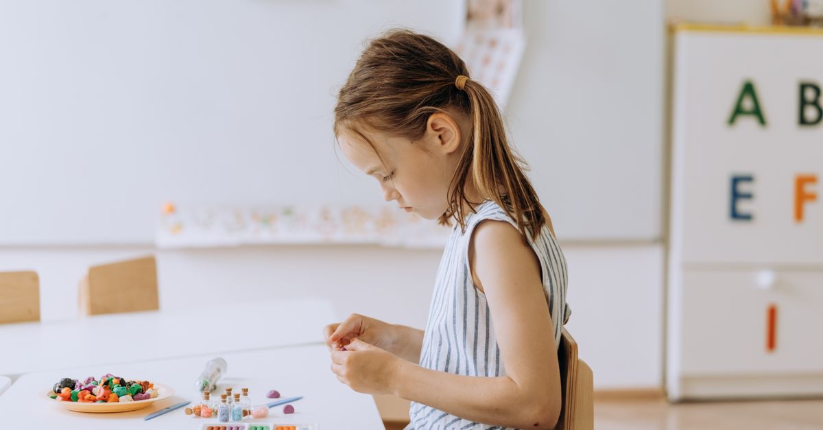 Best Fine-Motor Toys for Early Elementary Kids