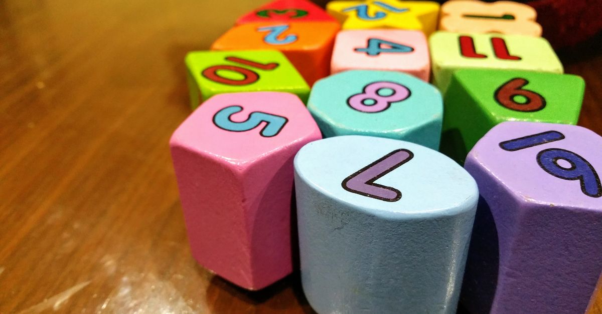 Monster Scale vs Numberblocks MathLink Cubes for Preschool Math