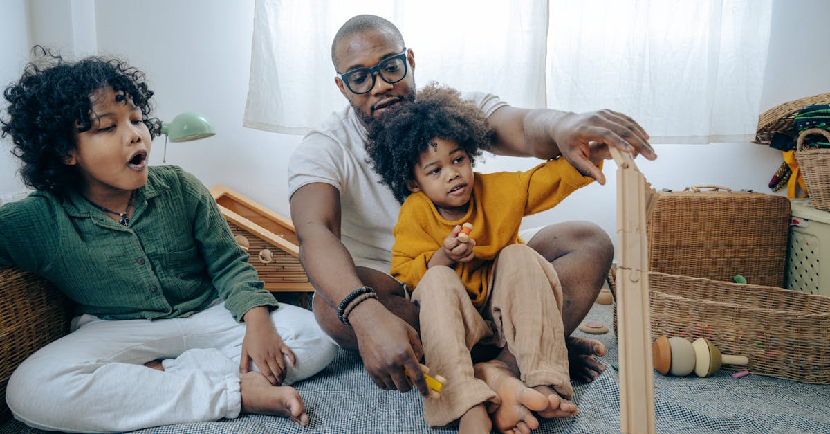Best Screen-Free Weekend Toys for 7-Year-Olds